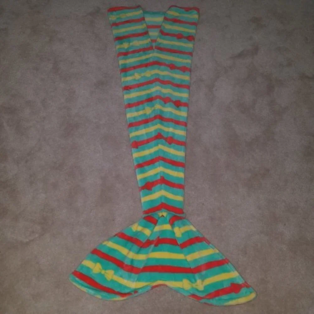 2 Mermaid Tail Blankets Pink Polka Dots Green Fleece Child Girl Small Handmade